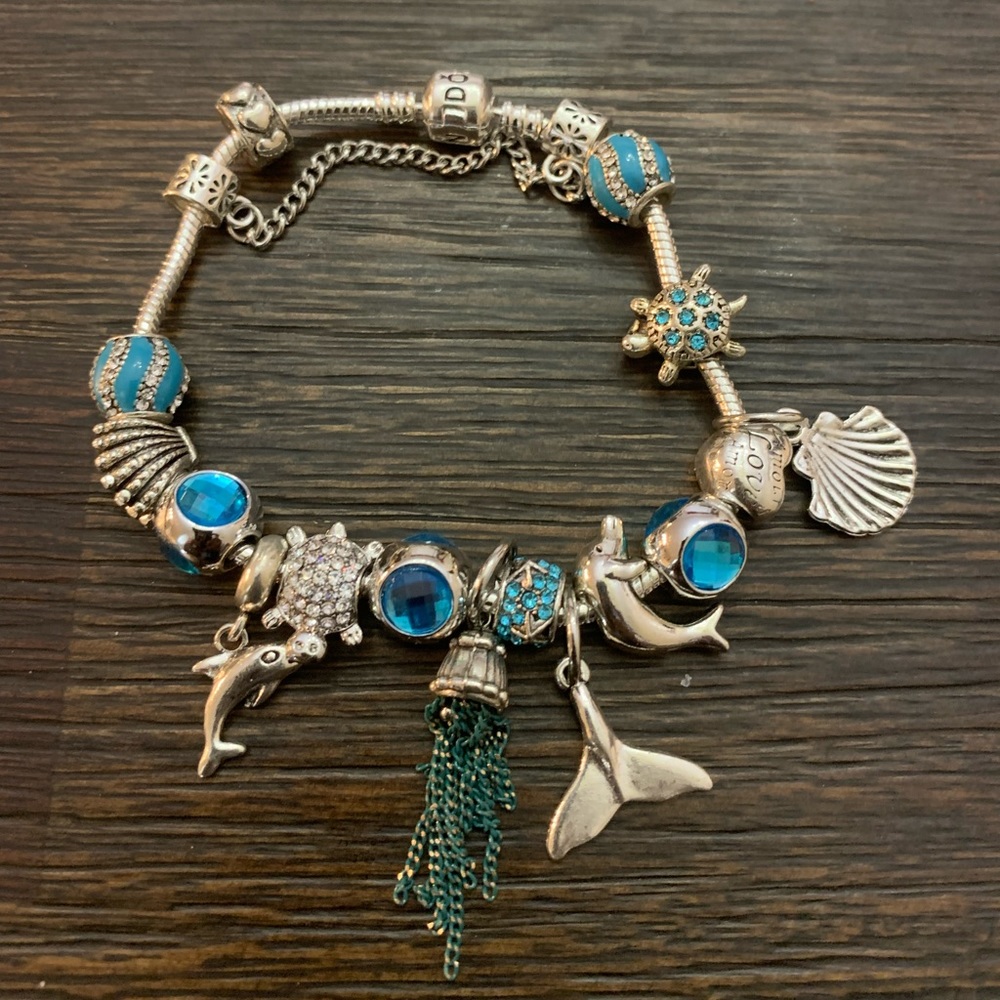 CHARM BRACELET